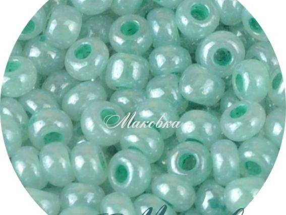Чешский бисер Preciosa №10/0, круглый, цвет 37358 светло-зеленый 50 г