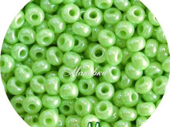 Чешский бісер Preciosa №10/0, круглый, цвет 58410 св. салатовый Чешский бісер Preciosa №10/0, круглый, цвет 58410 св. салатовый