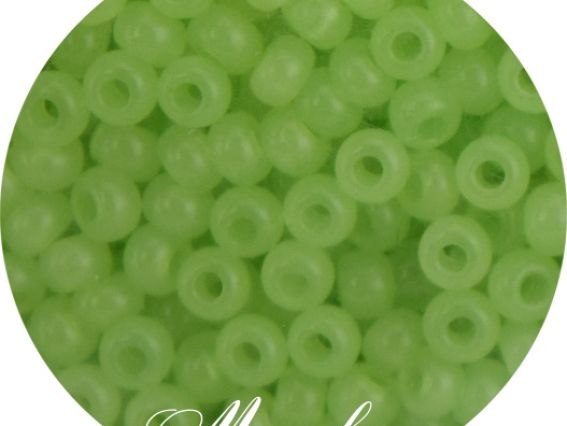 Preciosa  Чешский бисер №10/0, круглый, 50 г цвет 02154  алебастр зольгель салатовый  50 г