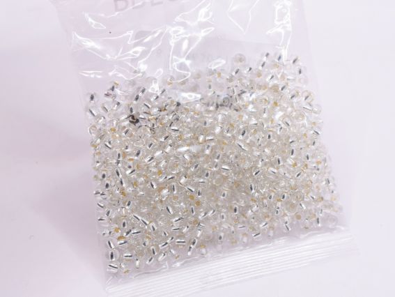 Чеський бісер Preciosa №6/0, круглий, 311-19 колір 78102 білий з срібною лінією 50 г