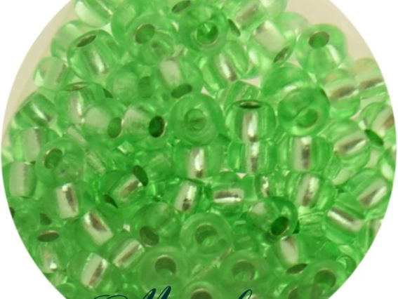 Чешский бісер Preciosa №10/0, круглый, цвет 08256 св.зеленый 50 г Чешский бісер Preciosa №10/0, круглый, цвет 08256 св.зеленый 50 г