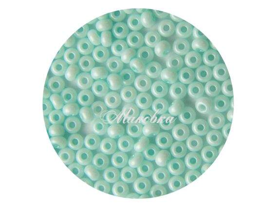 Чешский бисер Preciosa №10/0, круглый, 16258 светлый салатовый 50 г