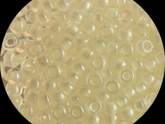 Preciosa  Чешский бисер №10/0, круглый, цвет 38102 белый 