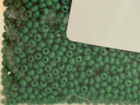 Preciosa  Чеський бісер №10/0, круглий, колір 53240 темно-зелений