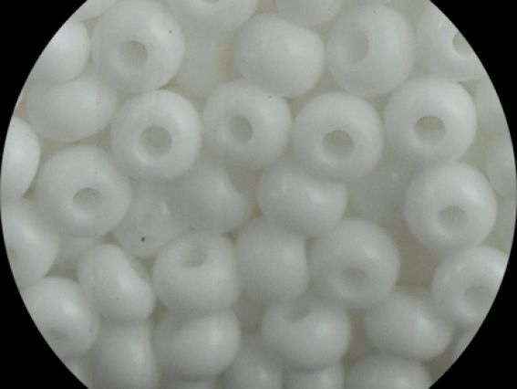 Чеський бісер Preciosa №6/0, круглий, 311-19 колір 03050 непрозорий білий 50 г