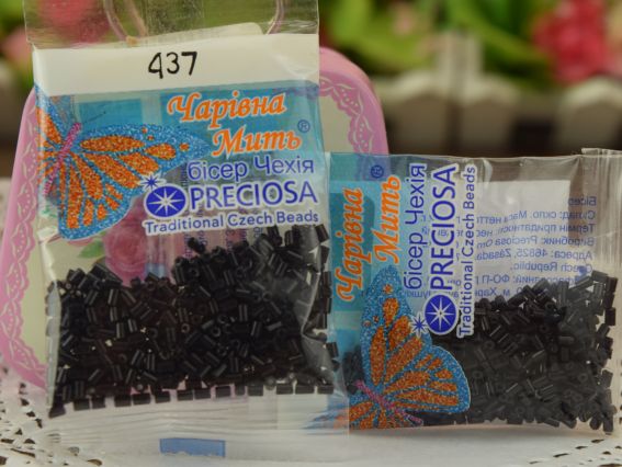 Бисер 5 гр Preciosa 436, Стеклярус-1 непрозрачный черный