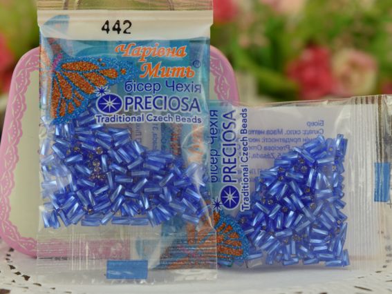 Бисер 5 гр Preciosa 442, Стеклярус-2 с серебряной серединкой, синий
