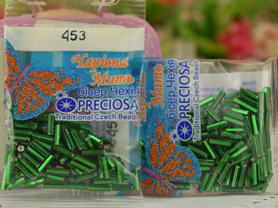 Бисер 5 гр Preciosa 453, Стеклярус-3 с серебряной серединкой, зеленый