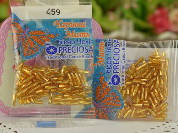 Бисер 5 гр Preciosa 459, Стеклярус-3 с серебряной серединкой, светло-желтый