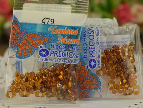 Бисер 5 гр Preciosa 479, Бабочки , серебряная серединка, коричневый