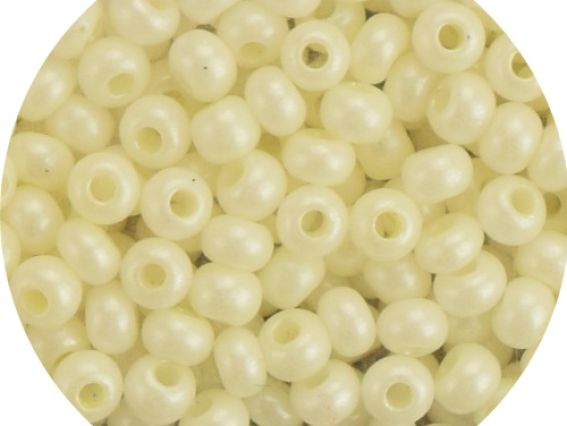Бісер 5 гр Preciosa 46381 мелований блискучий кремовий ЧМ
