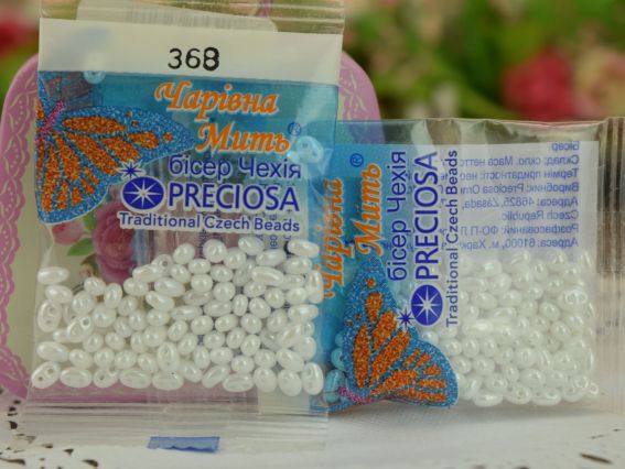 Бисер 5 гр Preciosa 368, ТВИН непрозрачный блестящий белый Бисер 5 гр Preciosa 368, ТВИН непрозрачный блестящий белый