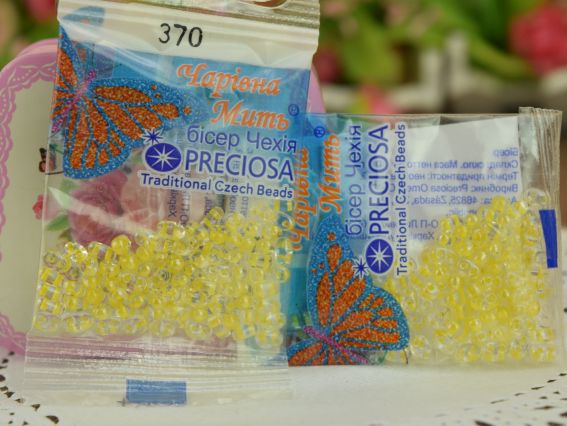 Бісер 5 гр Preciosa 370, ТВІН прозорий пофарбований усередині, жовтий