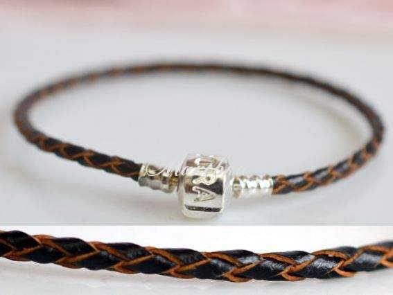Браслет для бусин Пандора-стиля, кожа, плетенный, 20 см, коричневый + серебро Браслет для бусин Пандора-стиля, кожа, плетенный, 20 см, коричневый + серебро