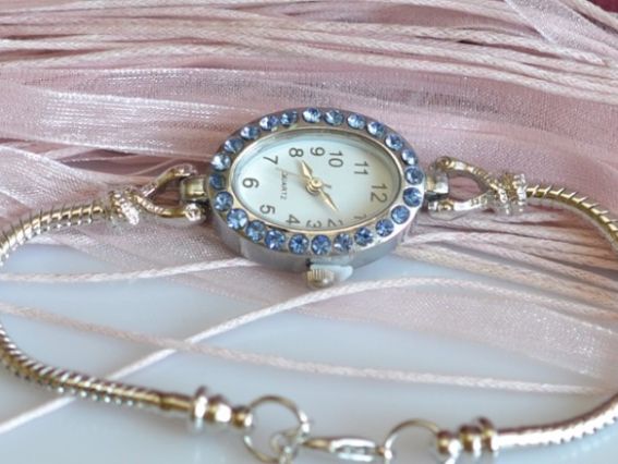 Часы пандора-стиля №2 Овальные со стразами 20+5 см Часы пандора-стиля №2 Овальные со стразами 20+5 см