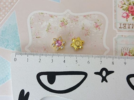 Кришталевий Кабошон Квітка Біло-Рожева на золоті, 10мм, 2шт СП-202