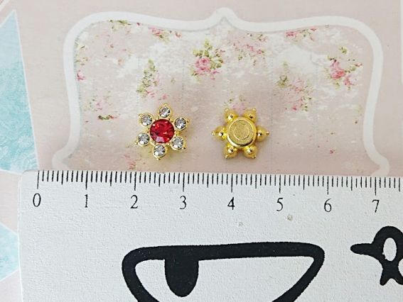 Хрустальный Кабошон Цветок Бело-красный на золоте, 10мм, 2шт СП-409