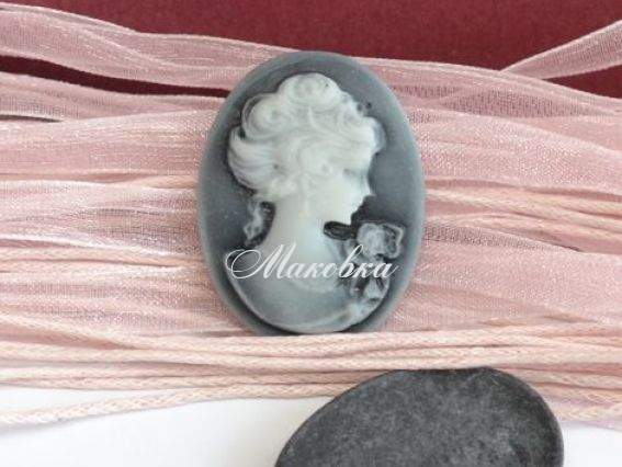 Камея №6 овальная 22х30 мм дымчатая Камея №6 овальная 22х30 мм дымчатая