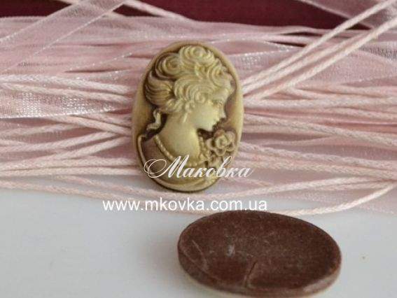 Камея №8 овальная 25х18 мм Дама, бежево-кофейная Камея №8 овальная 25х18 мм Дама, бежево-кофейная
