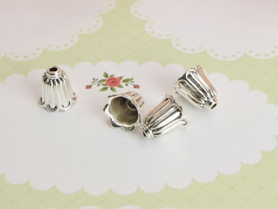 Біжутерний ковпачок №37 Кампанула, 11х10,5 мм, колір платина, 1 шт