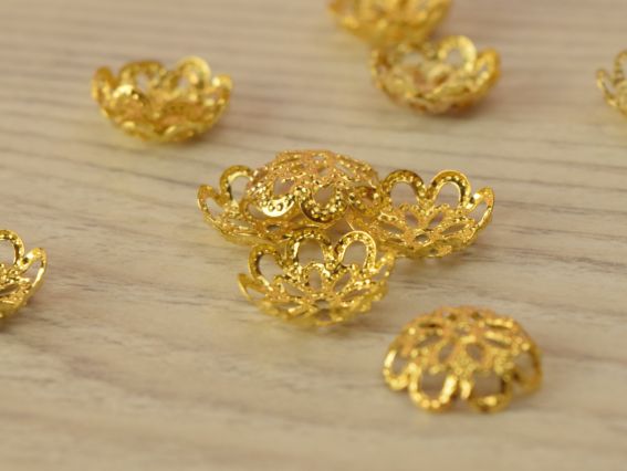 Бижутерная Розетка (шапочка) для бусин №64 Цветок 12 мм, 2г, под золото