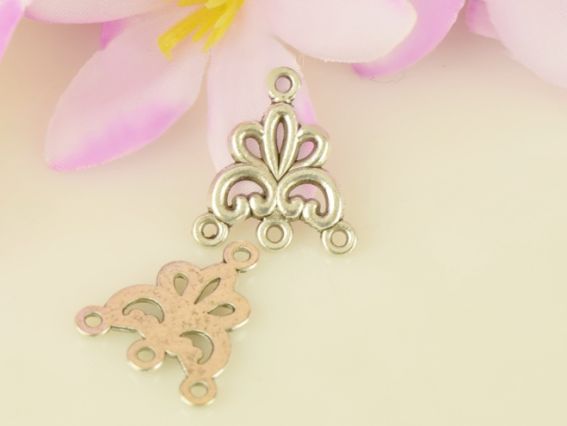 Конектор 1/3 Лілія, 17х19 мм античне срібло, 1 шт