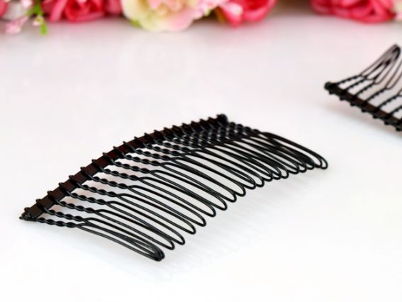 Гребінець металевий чорний (заготовка), розмір 70х38 мм