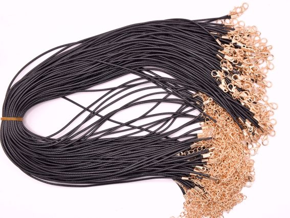 Основа на шею для кулона 1,5 мм черная, с карабином золотого цвета и цепочкой