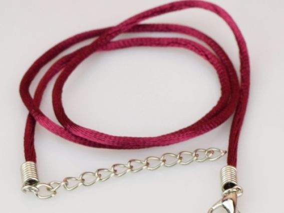 Основа на шею Шелковая, 2,5 мм, БОРДОВАЯ, 45+5 см с карабином Основа на шею Шелковая, 2,5 мм, БОРДОВАЯ, 45+5 см с карабином