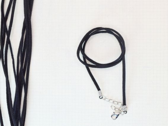 Основа на шию замшева 3 мм, ЧОРНА, 44см + ланцюжок Основа на шию замшева 3 мм, ЧОРНА, 44см + ланцюжок