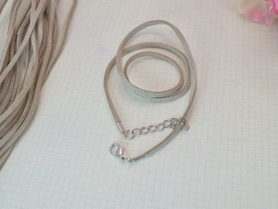 Основа під кулон замшева 3 мм, Кава з молоком, 44 см + ланцюжок, із замочком карабіном