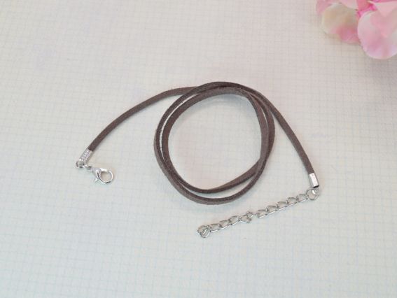 Основа під кулон замшева 3 мм, Сіро-коричнева, 44 см + ланцюжок, із замочком карабіном