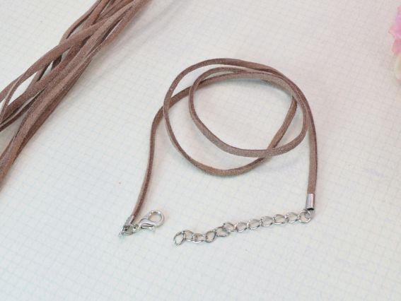 Основа під кулон замшева 3 мм, колір Мокко, 44 см + ланцюжок, із замочком карабіном