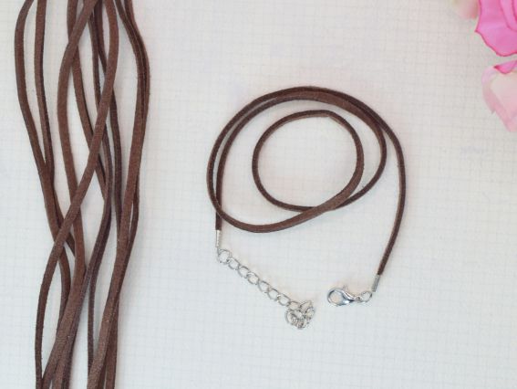 Основа на шию замшева 3 мм, Коричнева, 44см + ланцюжок Основа на шию замшева 3 мм, Коричнева, 44см + ланцюжок