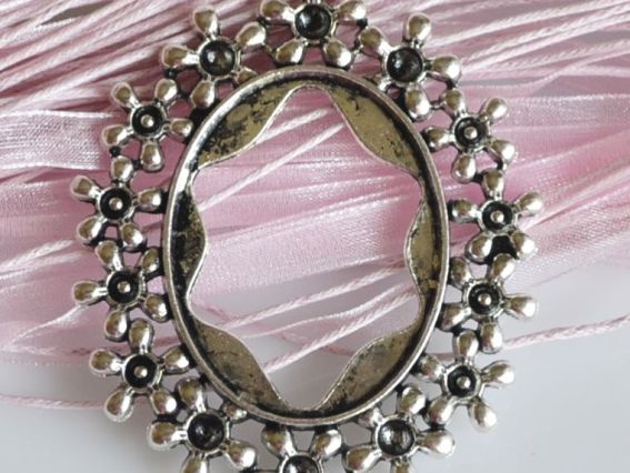 Оправа большая №8, античное серебро 70х54 мм Оправа большая №8, античное серебро 70х54 мм