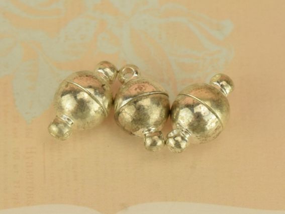 Застібка магнітна для намиста №16 куля, розмір 13х8 мм, колір під срібло, 1 шт