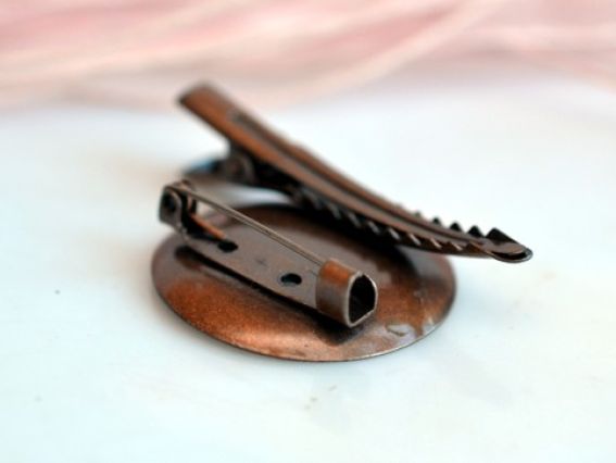 Заколка-брошь с круглой платформой д=30 мм, античная медь