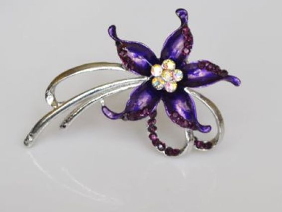 Брошь Б-06 Фиолетовый Цветок со стразами Брошь Б-06 Фиолетовый Цветок со стразами