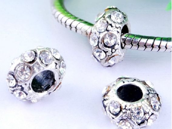 Бусина пандора со стразами Мульти белая Бусина пандора со стразами Мульти белая