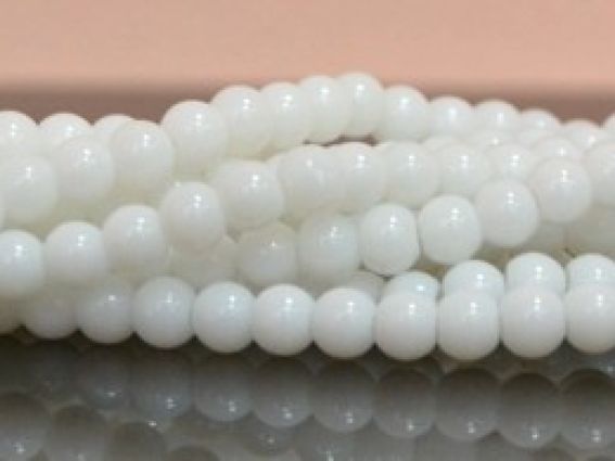 Намистини Скляні у формі кулі, 4 мм колір №30, White Alabaster (білі непрозорі), 1 низка