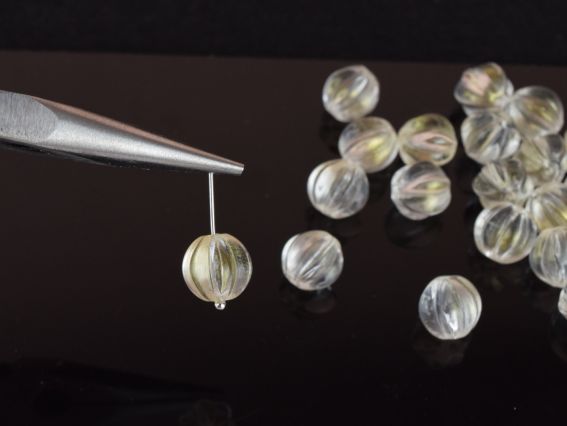 Lampwork бусина ШАР форма Тыква, размер 9,5*10мм, Бело-Ванильная прозрачная 1 шт