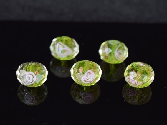 Lampwork намистина гранована 12 * 10 мм, золото і троянди салатовий 1 шт