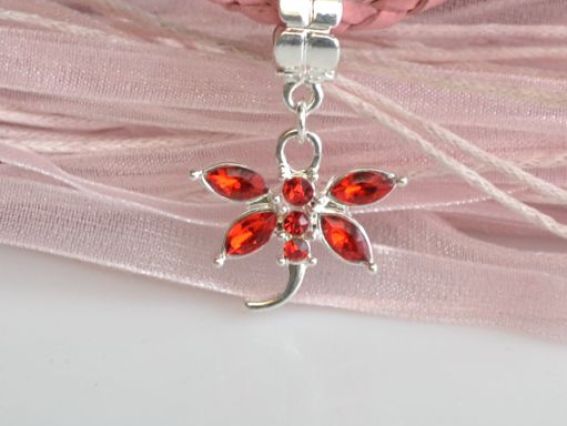 Бусина Пандора с подвеской Стрекоза с красными стразами Бусина Пандора с подвеской Стрекоза с красными стразами