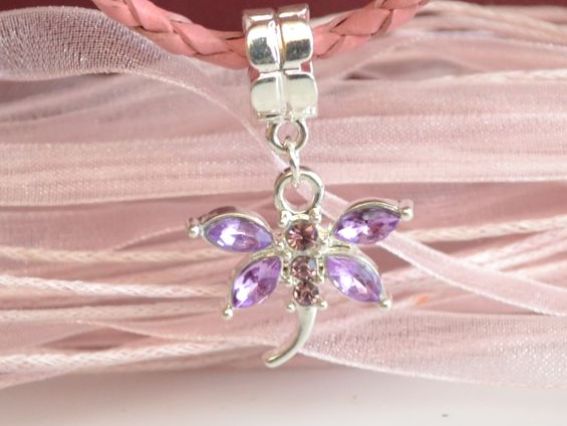 Бусина Пандора с подвеской Стрекоза с сиреневыми стразами Бусина Пандора с подвеской Стрекоза с сиреневыми стразами