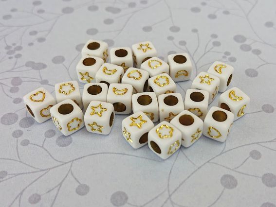 Бусины Куб с золотым рисунком цветок, сердце, месяц, звезда, 6мм, 25шт, белые