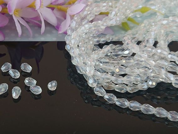 Кришталеві намистини, форма Капля, розмір 5*7мм , Білі блискучі  10 шт