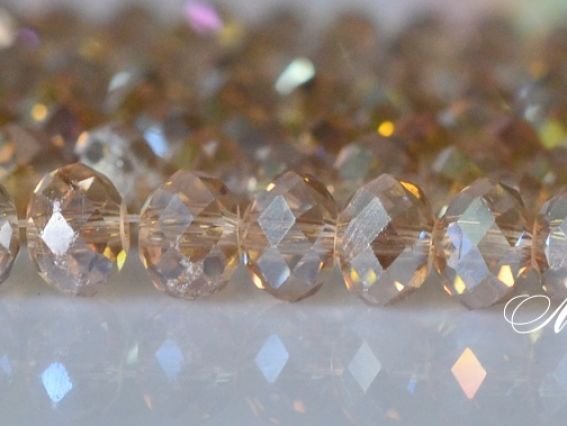 Хрусталь 6х4 мм №54, песочный с перламутром, 1 низка Хрусталь 6х4 мм №54, песочный с перламутром, 1 низка