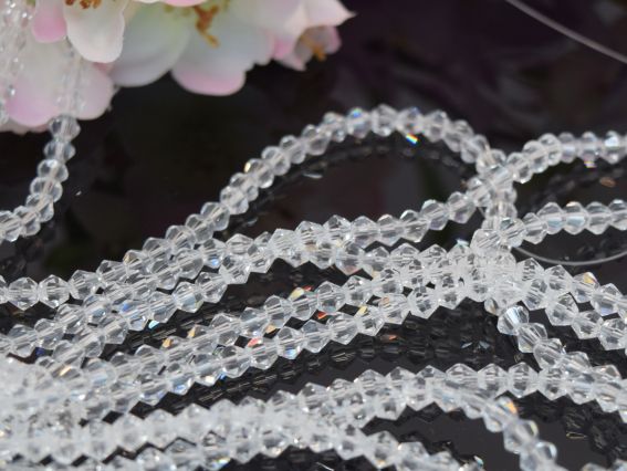  Намистини кришталь Біконус Грановані 4*3 мм, колір №01 білий прозорий, 1 низка,