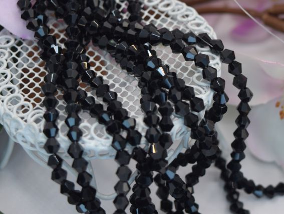  Намистини кришталь Біконус Грановані 4*3 мм, колір №13 Jet, чорний , 1 низка,