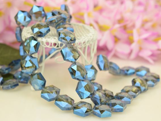 Хрустальная Бусина форма Гексагон 16х8 мм многогранная с плакировкой, бежево-голубая
